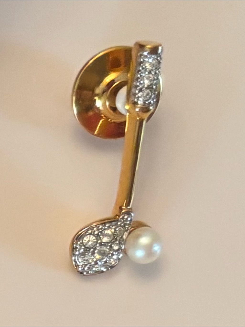 Swarovski Swan Signed Crystals And Pearl Set In 22 Kt Gold Overlay